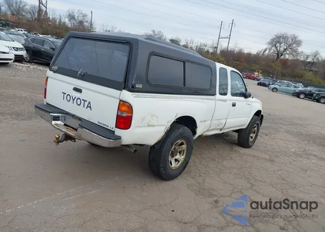 1996 Toyota Tacoma Xtracab из США, поврежденный, VIN 4TAWM72N3TZ184569